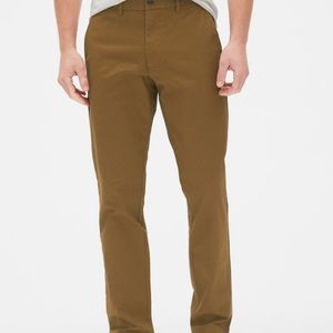 GAP men’s khakis slim medium brown